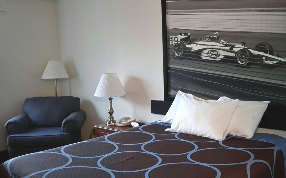 ซูเปอร์ 8 บาย วินด์แฮม กรีนฟิลล์ Hotel กรีนฟิลด์ ภายนอก รูปภาพ